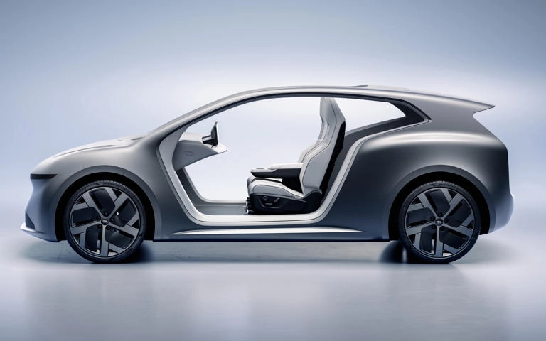 Lucid Motors shows off robotaxi concept called %E2%80%98Lunar 1