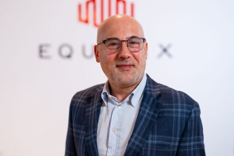 كامل الطويل، المدير الإداري لمنطقة الشرق الأوسط وشمال أفريقيا في إكوينيكس