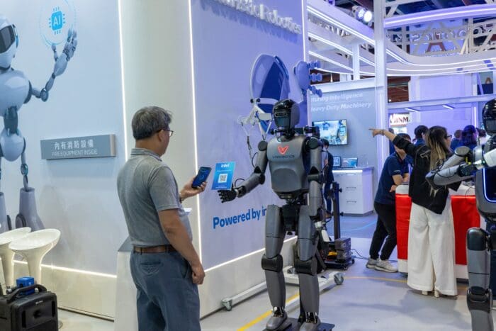 assets 2026 07 1785169041 Intel Robotics Edge AI 03