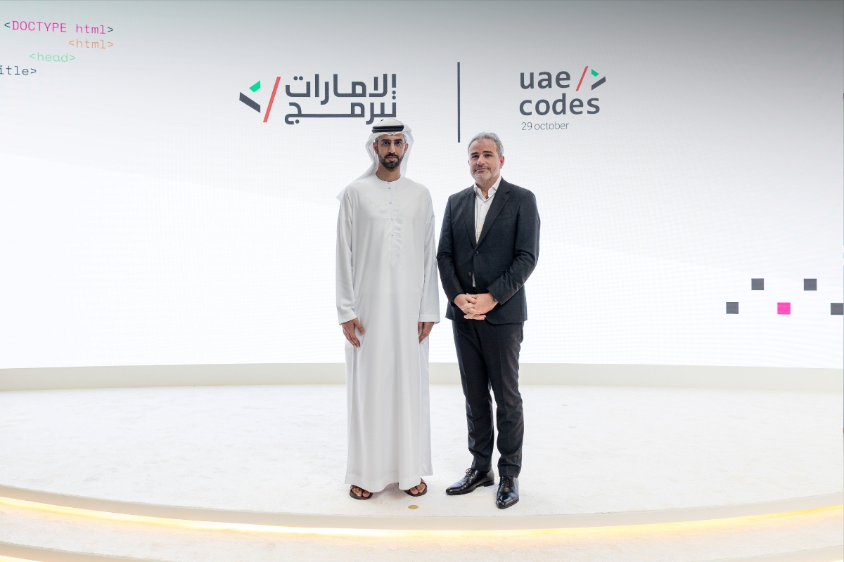H.E. Omar Sultan Al Olama, Minister of State for Artificial Intelligence, Digital Economy, and Remote Work Applications [left] Anthony Nakache, Managing Director, Google MENA [right]